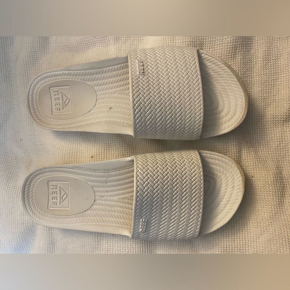 Reef slides